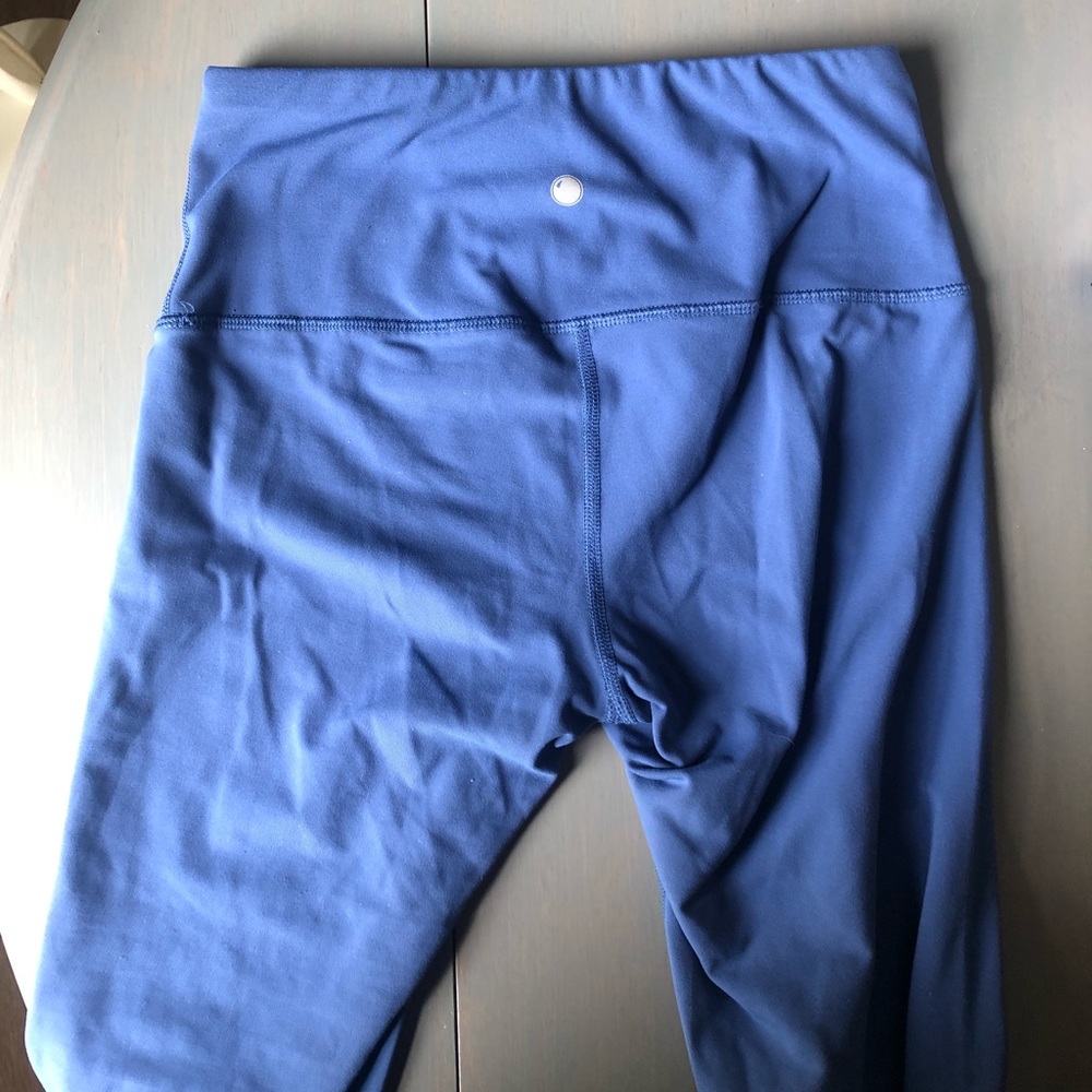 Blue Yogalicious Leggings - Picture 5 of 5